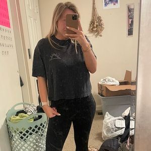 Universal thread tee